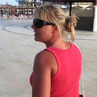 Rebecca Jones's avatar