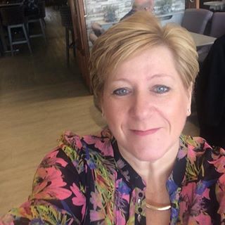 Janine Smith's avatar