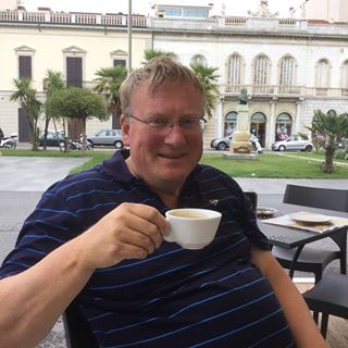 Lawrence Crompton's avatar