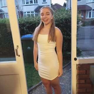 Becky Hibberd's avatar