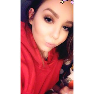 Rebekah Bedy Phillips's avatar