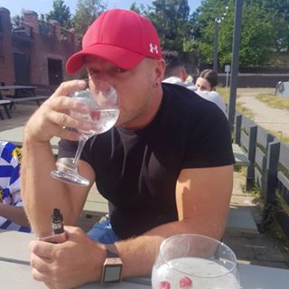 Paul Woolley's avatar