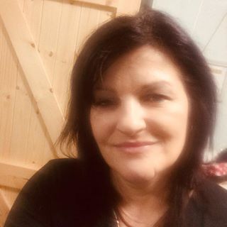 Karen Crozier's avatar