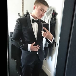 Luke Tomlinson's avatar