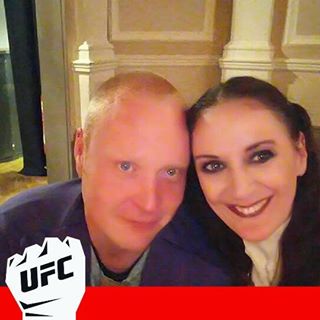 Nikki Robertson's avatar