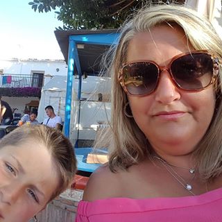 Julie Bevington's avatar