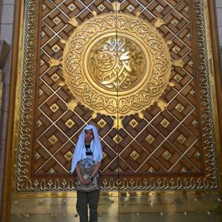 Eshan Ahmed Khan's avatar