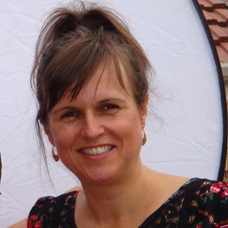 Tina Blenkarne's avatar