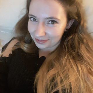 Jenni Mode's avatar