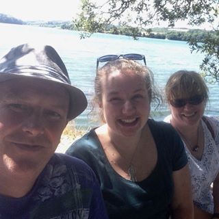 Amanda Jury's avatar