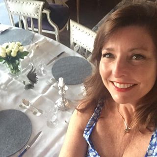 Sarah Mellish's avatar