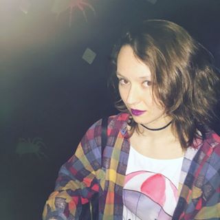 Em Hallett's avatar