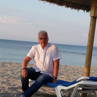 Paul Waggott's avatar