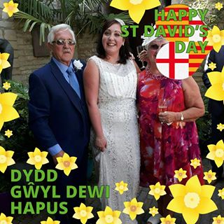 Julie Summers's avatar