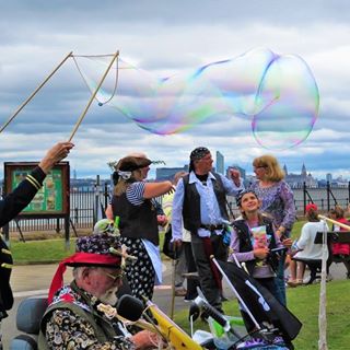 Carl Rose Leckey's avatar