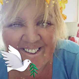 Lorraine Taylor's avatar