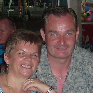 Karen Hewett's avatar