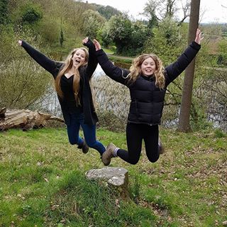 Lucy Nicholls's avatar