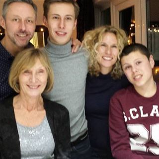 Valerie Howell Magee's avatar