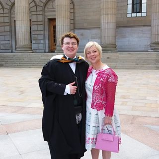 Lesley McMurray's avatar