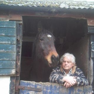 Robert Short's avatar