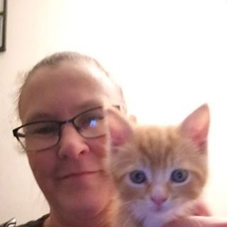 Claire Devlin's avatar