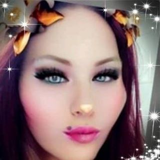 Clare Twiz Hutchy Hutchinson's avatar