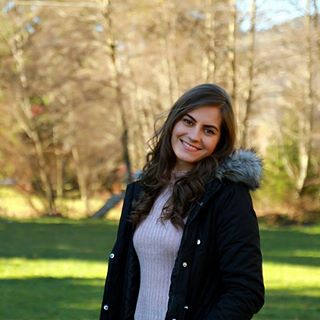 Denisa Brihan's avatar
