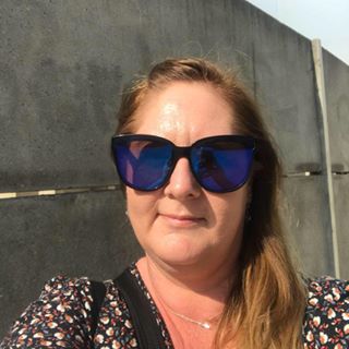 Karen Knight's avatar