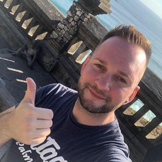 Steve Istvan Szigetvari's avatar