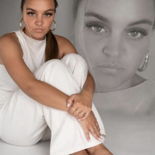 Mel's avatar
