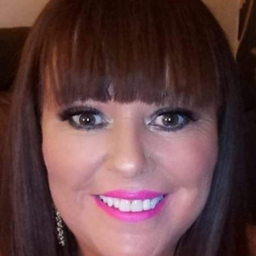 Christina H's avatar