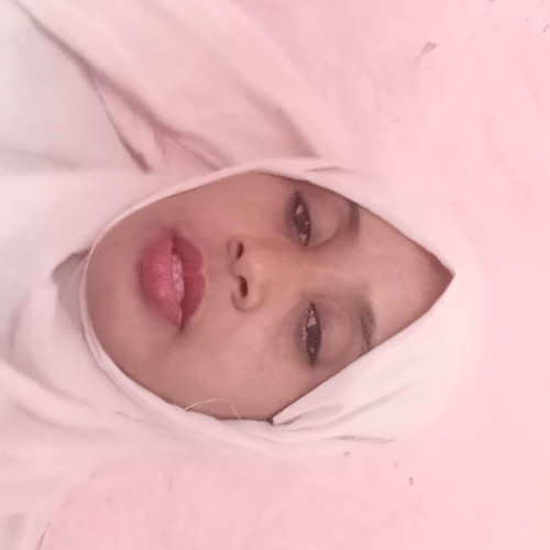 zebiba e's avatar
