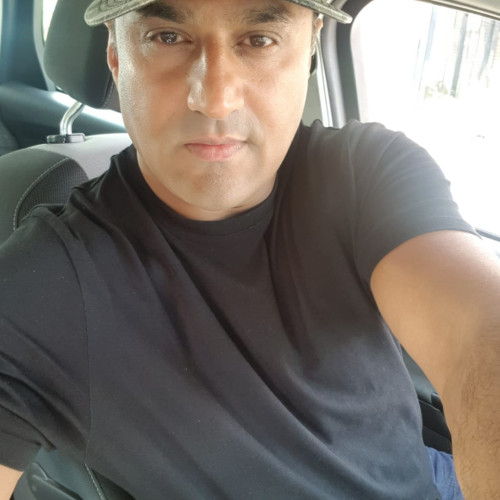 Sadaf malik's avatar